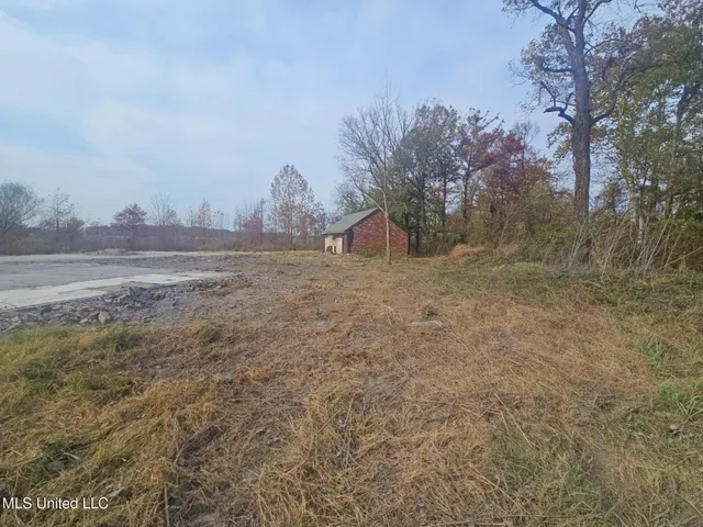 $49,900 | 664 County Line Road West, Greenville, MS 38703