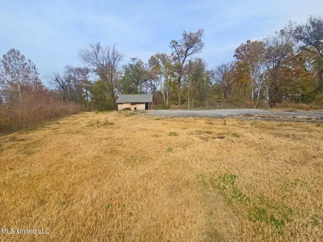 $49,900 | 664 County Line Road West, Greenville, MS 38703