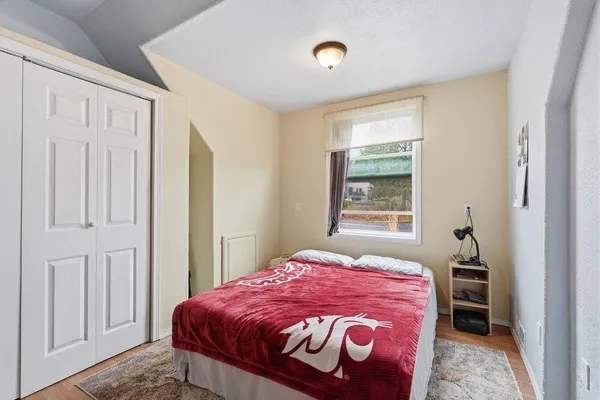 $710,000 | 227 East Stringham Road, Rockford, WA 99030