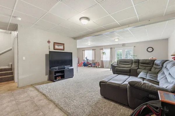 $710,000 | 227 East Stringham Road, Rockford, WA 99030
