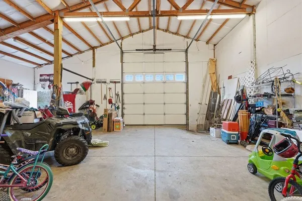 $710,000 | 227 East Stringham Road, Rockford, WA 99030