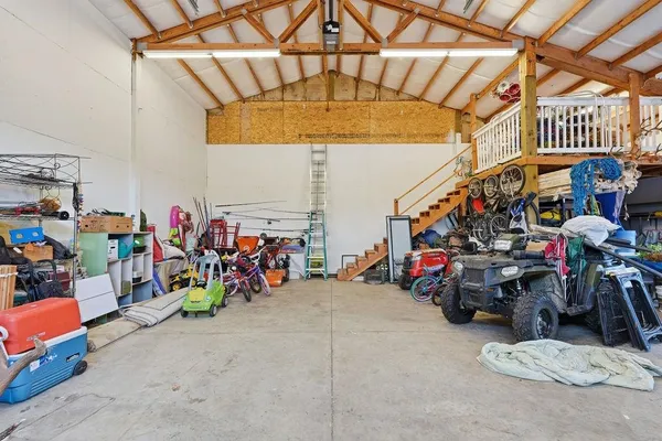 $710,000 | 227 East Stringham Road, Rockford, WA 99030