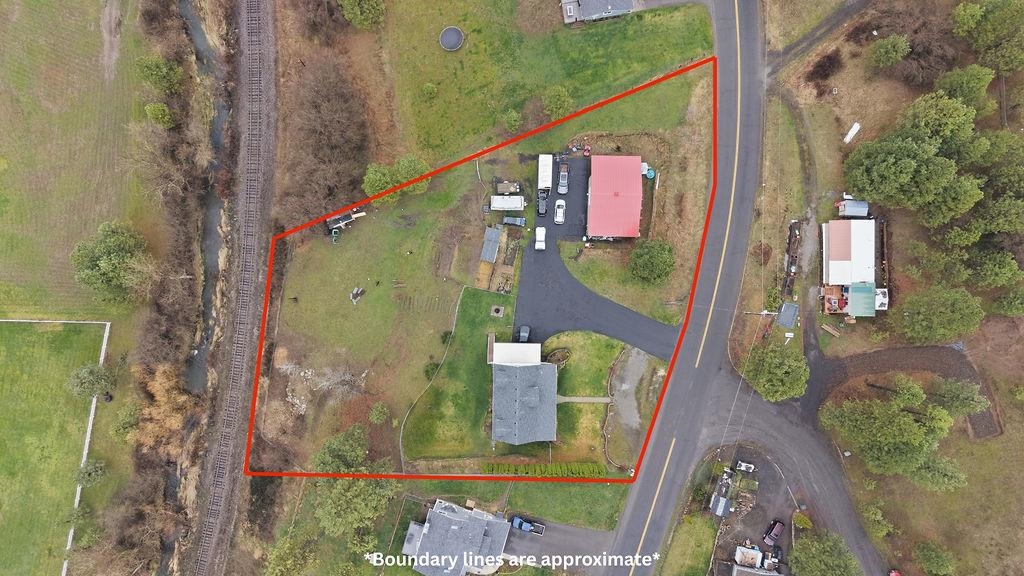 227 East Stringham Road Rockford, WA 99030 - Photo 34 of 37