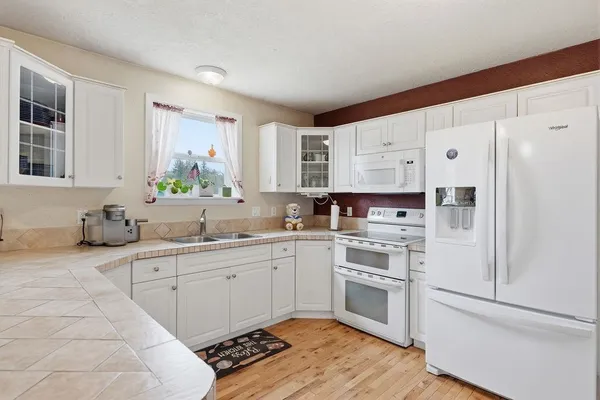 $710,000 | 227 East Stringham Road, Rockford, WA 99030