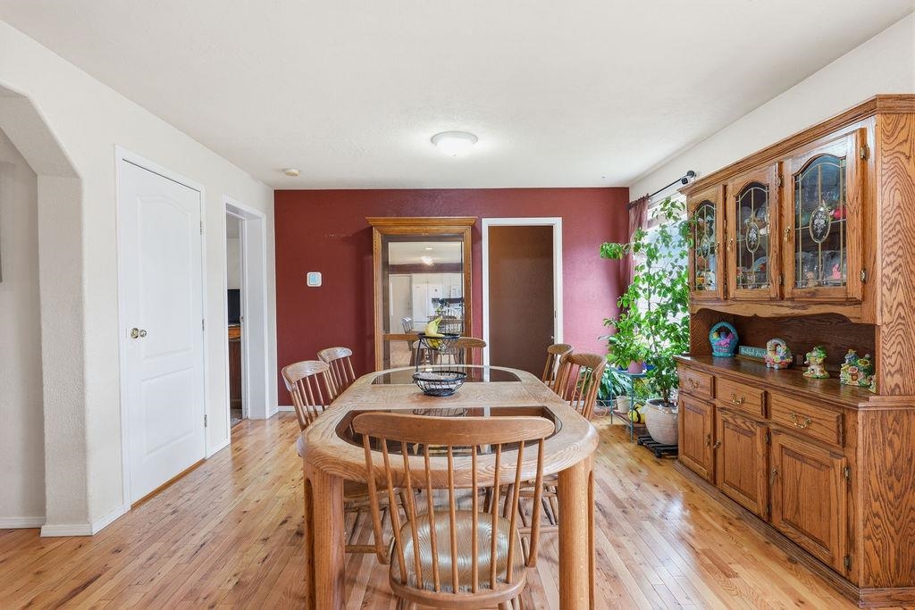 227 East Stringham Road Rockford, WA 99030 - Photo 10 of 37