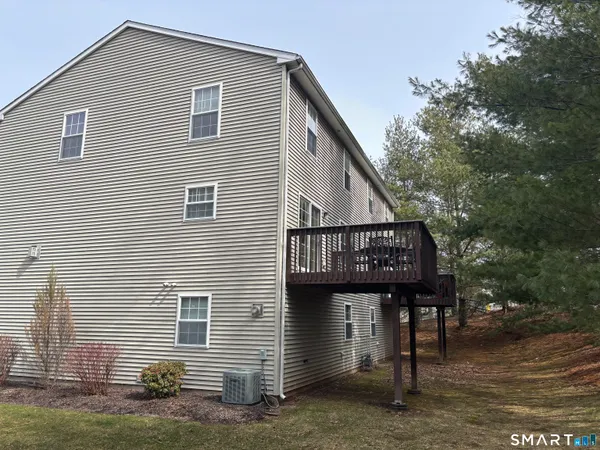 $419,999 | 83 Danny's Way, Unit 83, Wallingford, CT 06492
