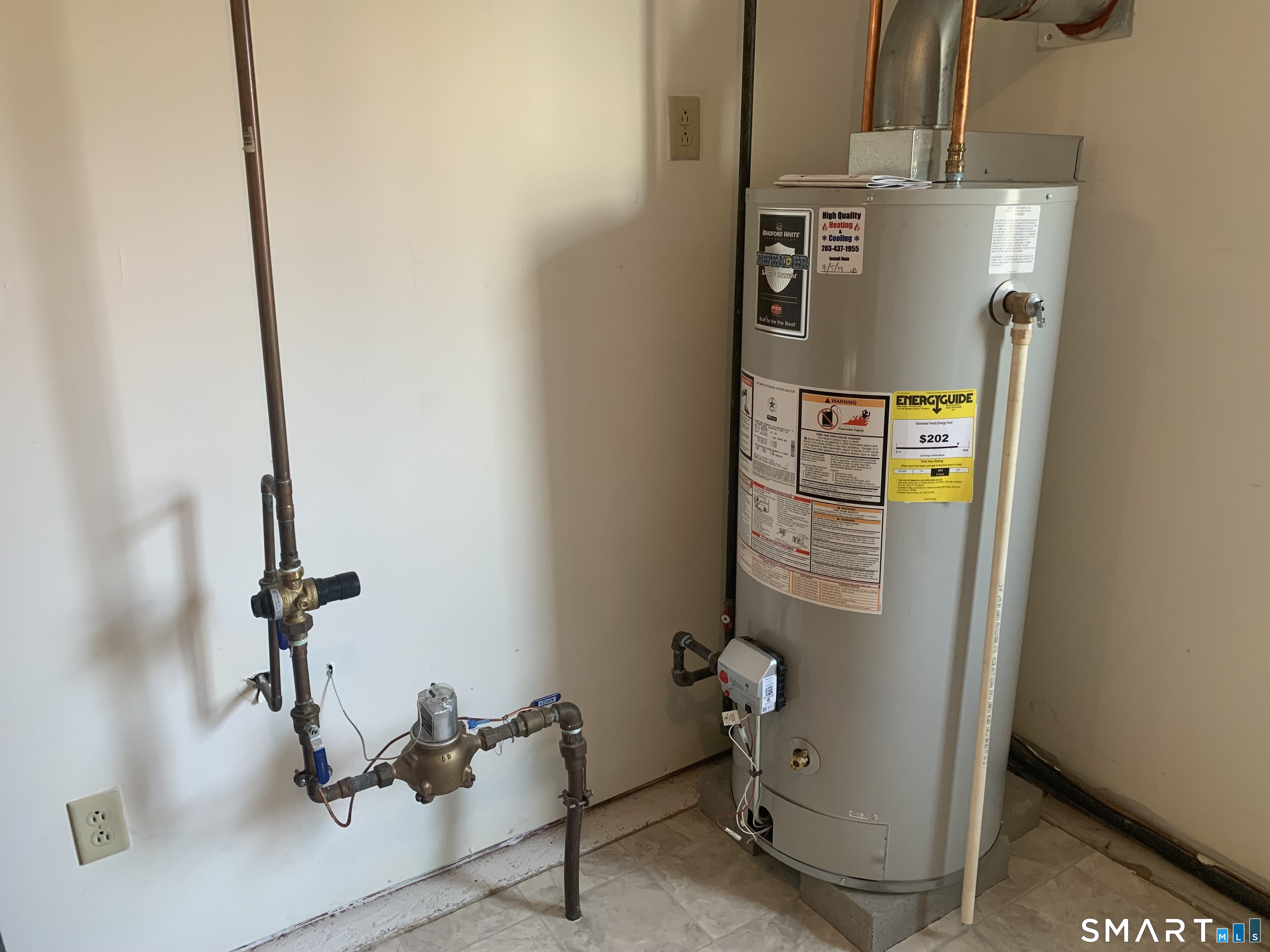 83 Danny's Way, Unit 83 Wallingford, CT 06492 - Photo 37 of 38 a bathroom with a shower