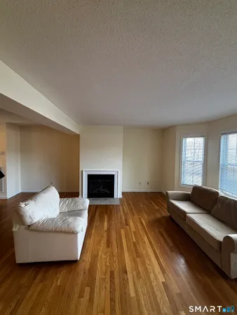 $419,999 | 83 Danny's Way, Unit 83, Wallingford, CT 06492