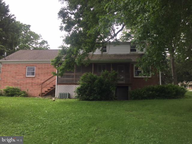 1236 Orchard Road Lititz, PA 17543 - Photo 5 of 26