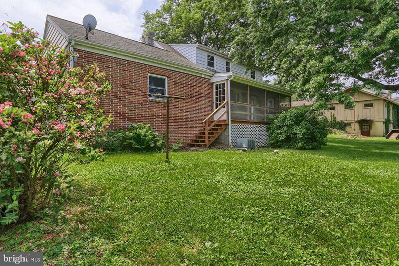1236 Orchard Road Lititz, PA 17543 - Photo 7 of 26