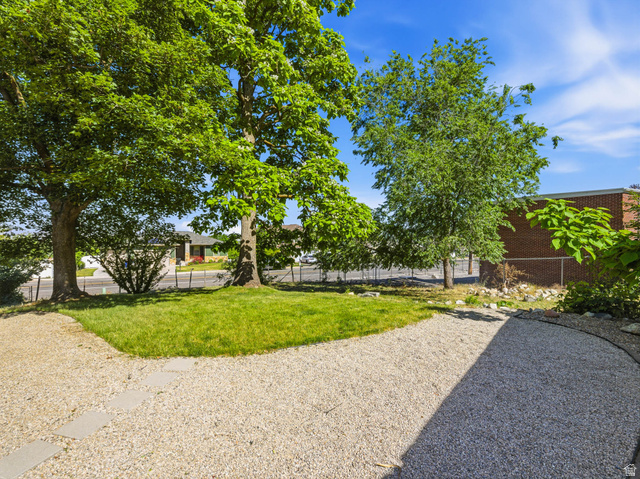 1107 300 South Bountiful, UT 84010 - Photo 35 of 36