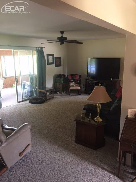 8069 North Webster Road Mount Morris, MI 48458 - Photo 8 of 33 21355308-7.JPG