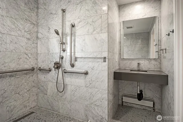 $2,080,000 | 6070 Seward Park Avenue South, Seattle, WA 98118