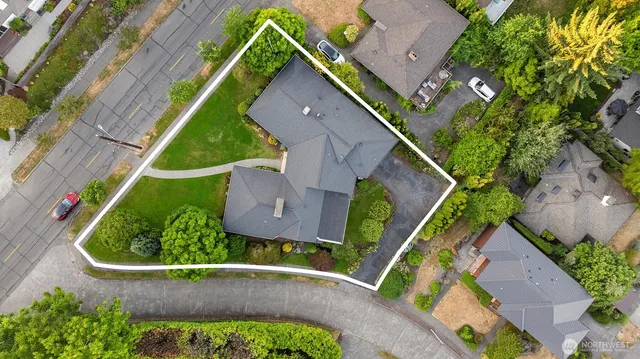 $2,080,000 | 6070 Seward Park Avenue South, Seattle, WA 98118