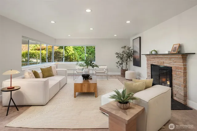 $2,080,000 | 6070 Seward Park Avenue South, Seattle, WA 98118