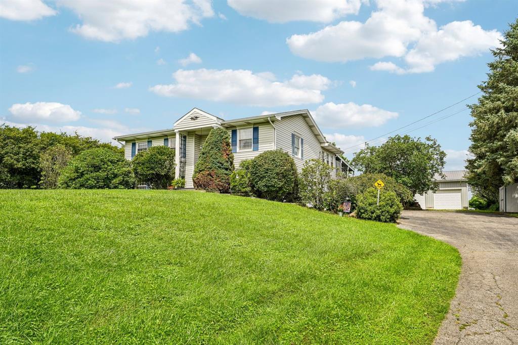 201 Frew Road Ellwood City, PA 16117 - Photo 3 of 40 Gallery Image 3