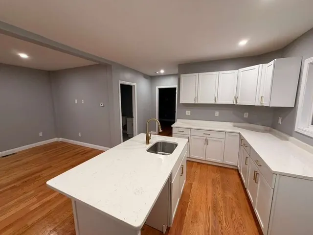 $2,800 | 63 Essex Street, Unit 1, Swampscott, MA 01907