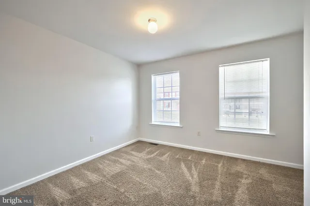 $210,000 | 2233 Live Oak Lane, Unit 2233, York, PA 17406