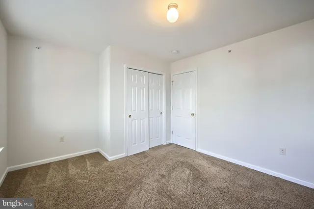 $210,000 | 2233 Live Oak Lane, Unit 2233, York, PA 17406