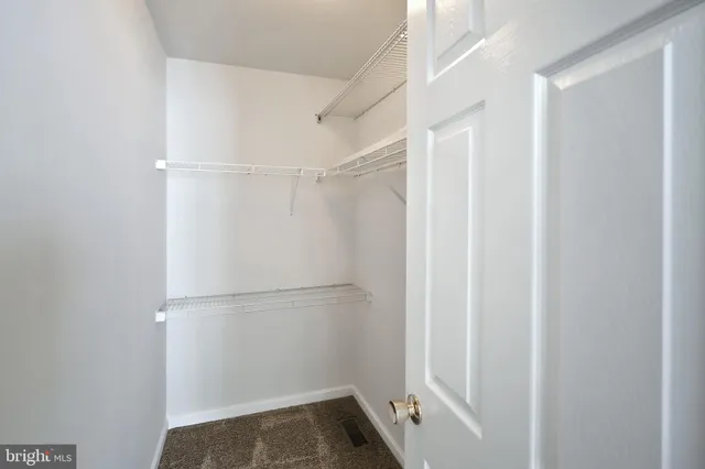 $210,000 | 2233 Live Oak Lane, Unit 2233, York, PA 17406