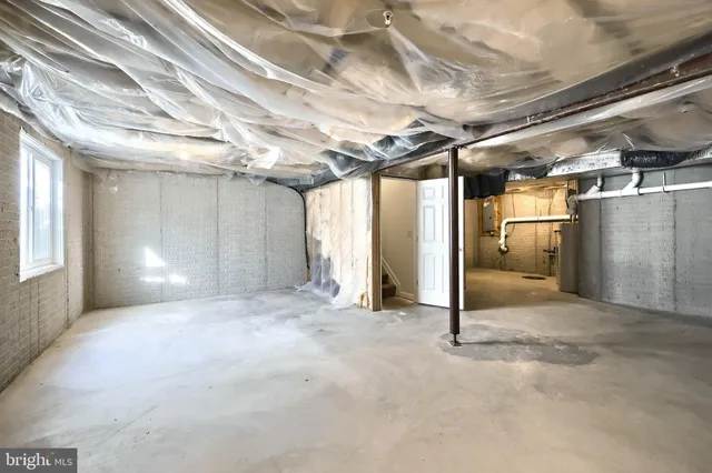 $210,000 | 2233 Live Oak Lane, Unit 2233, York, PA 17406