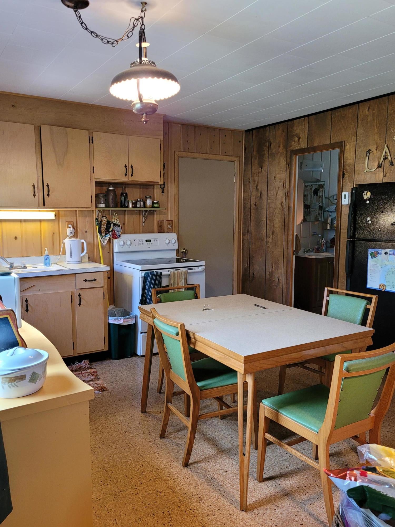 9136 Manistee Road St. Helen, MI 48656 - Photo 7 of 19 Gallery Image 7