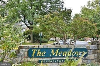14520 Golden Oak Road, Unit 14520 Centreville, VA 20121 - Photo 16 of 16 Exterior (General)