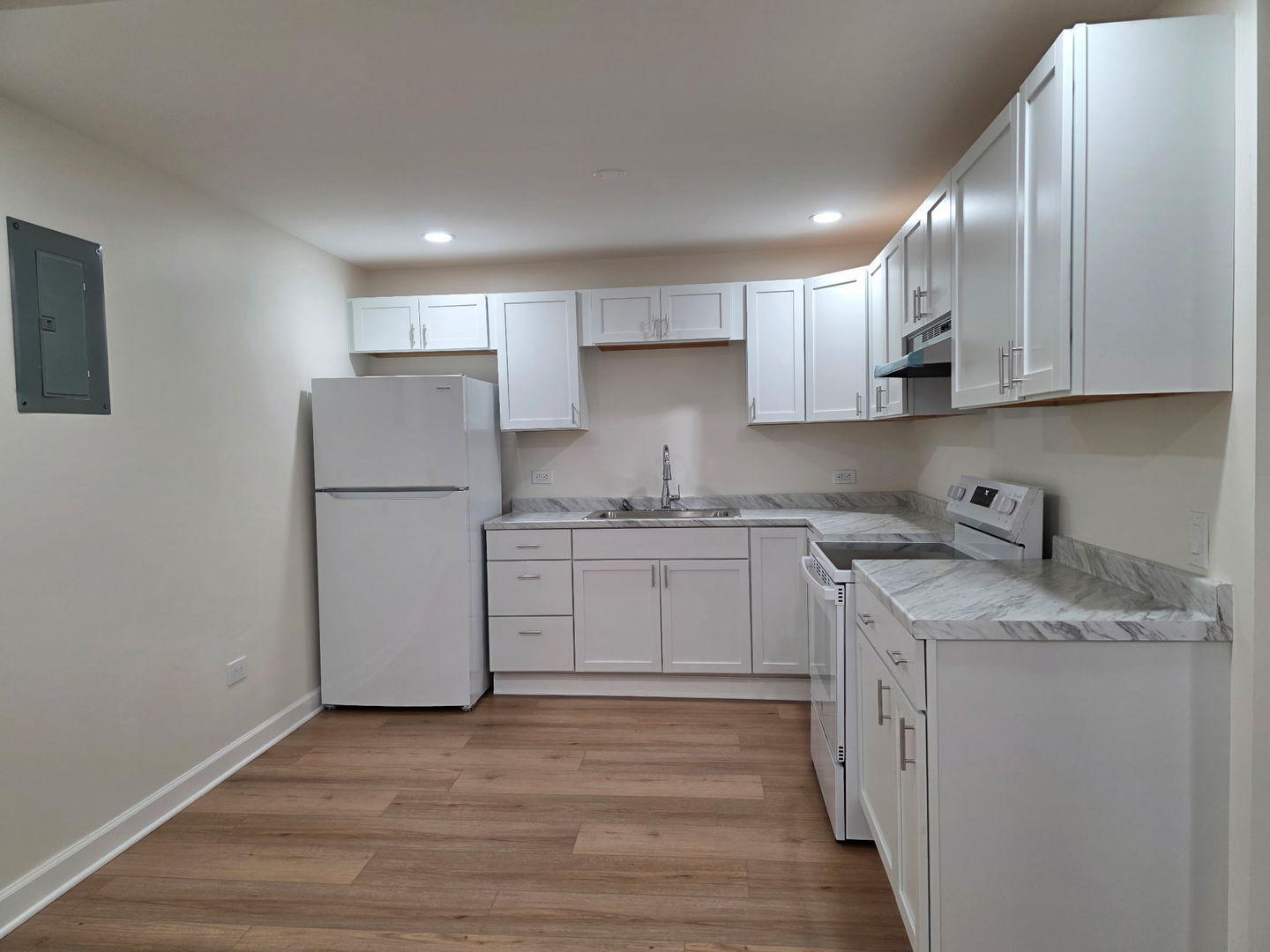 809 South State Street, Unit 9 Lockport, IL 60441 - Photo 6 of 15