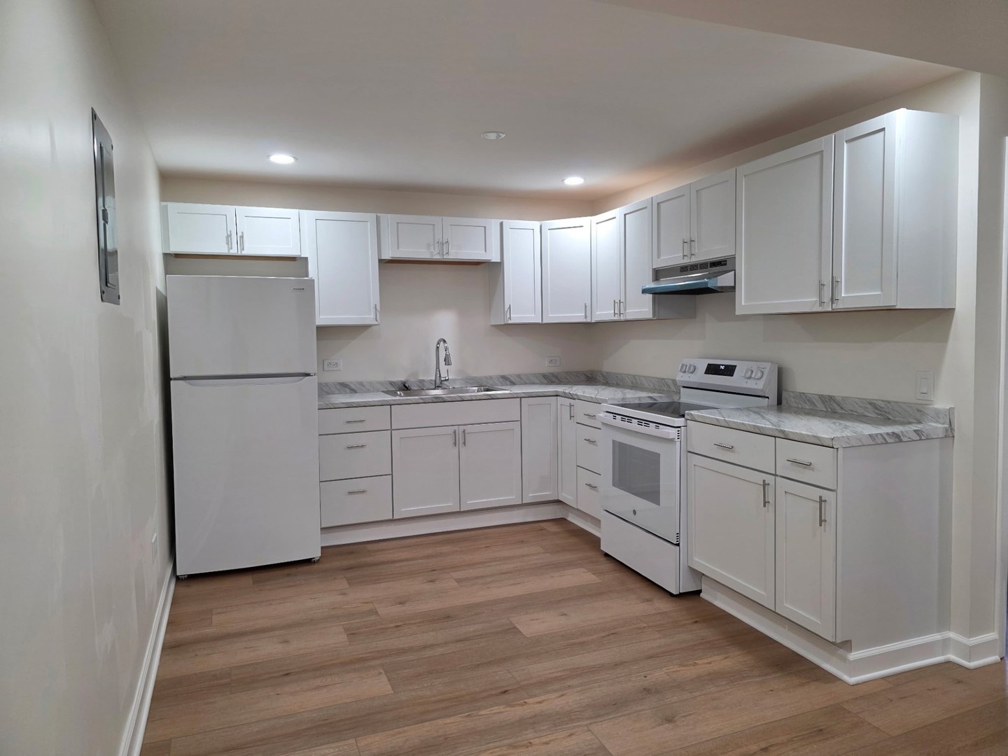 809 South State Street, Unit 9 Lockport, IL 60441 - Photo 7 of 15
