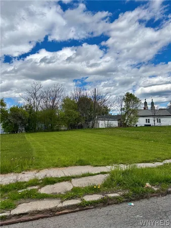 $15,000 | 746 William Street, Buffalo, NY 14206