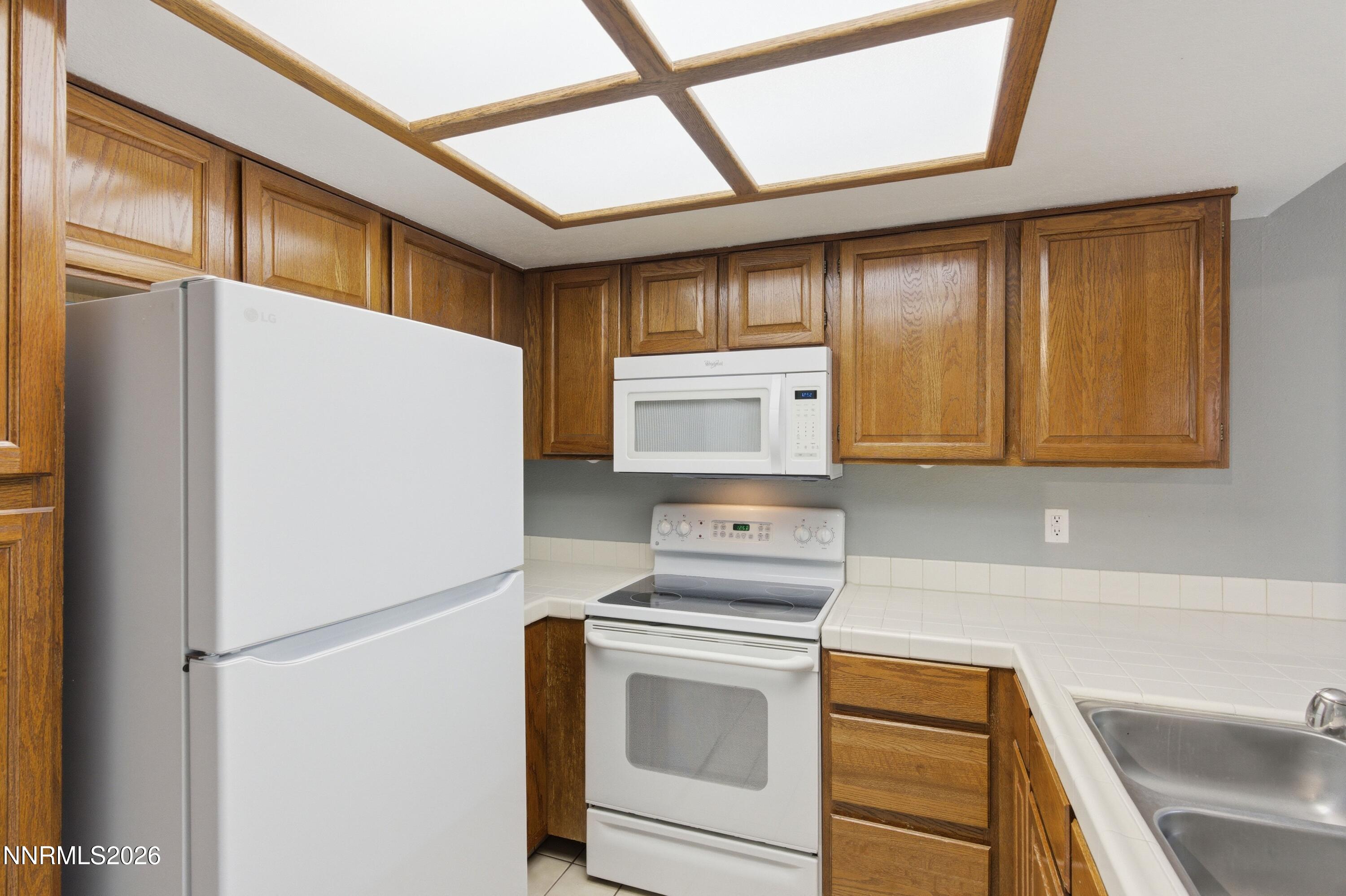2875 Idlewild Drive, Unit 39 Reno, NV 89509 - Photo 15 of 58 013_dsc02962_757