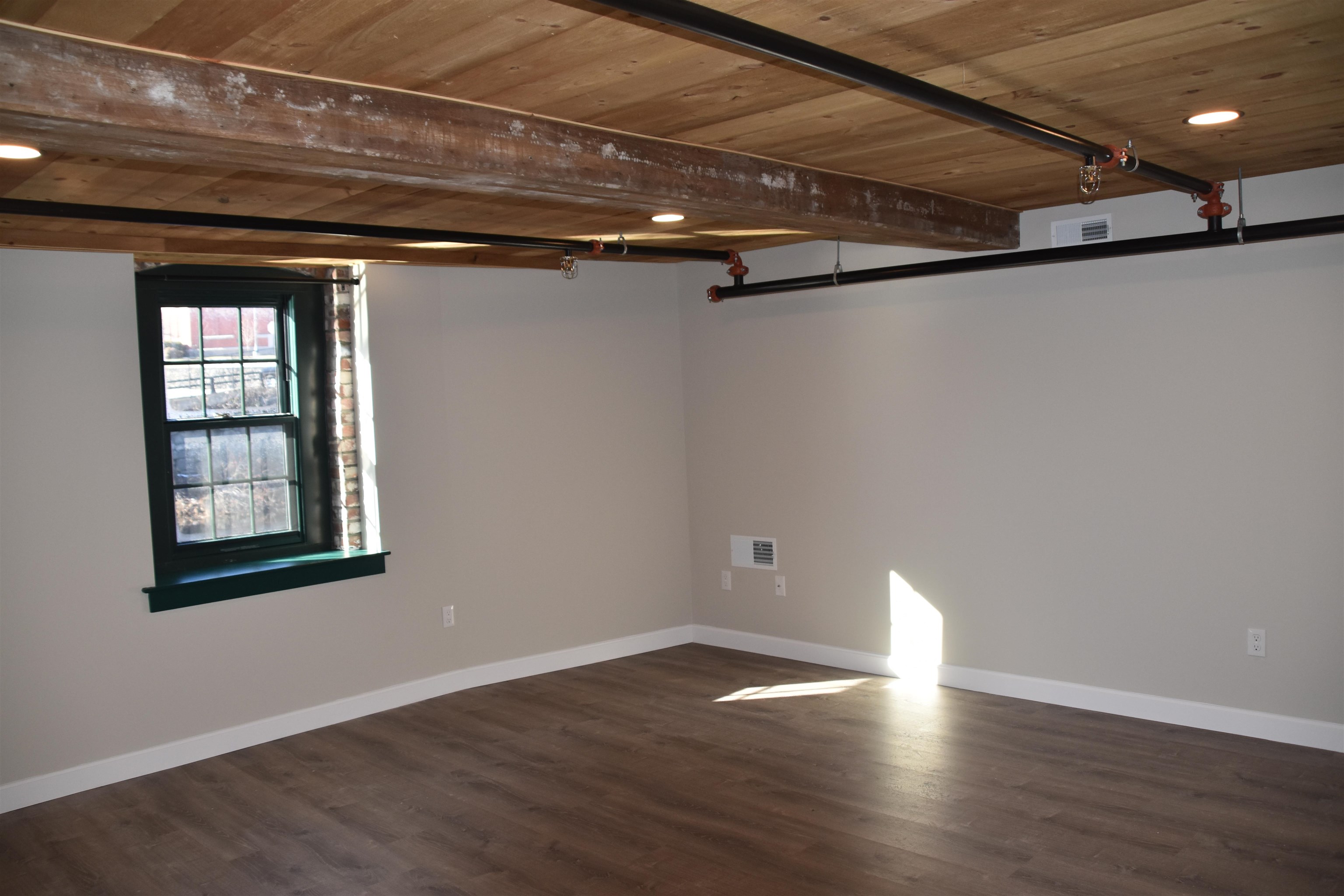 4 Bay Road, Unit 102 Newmarket, NH 03857 - Photo 23 of 37