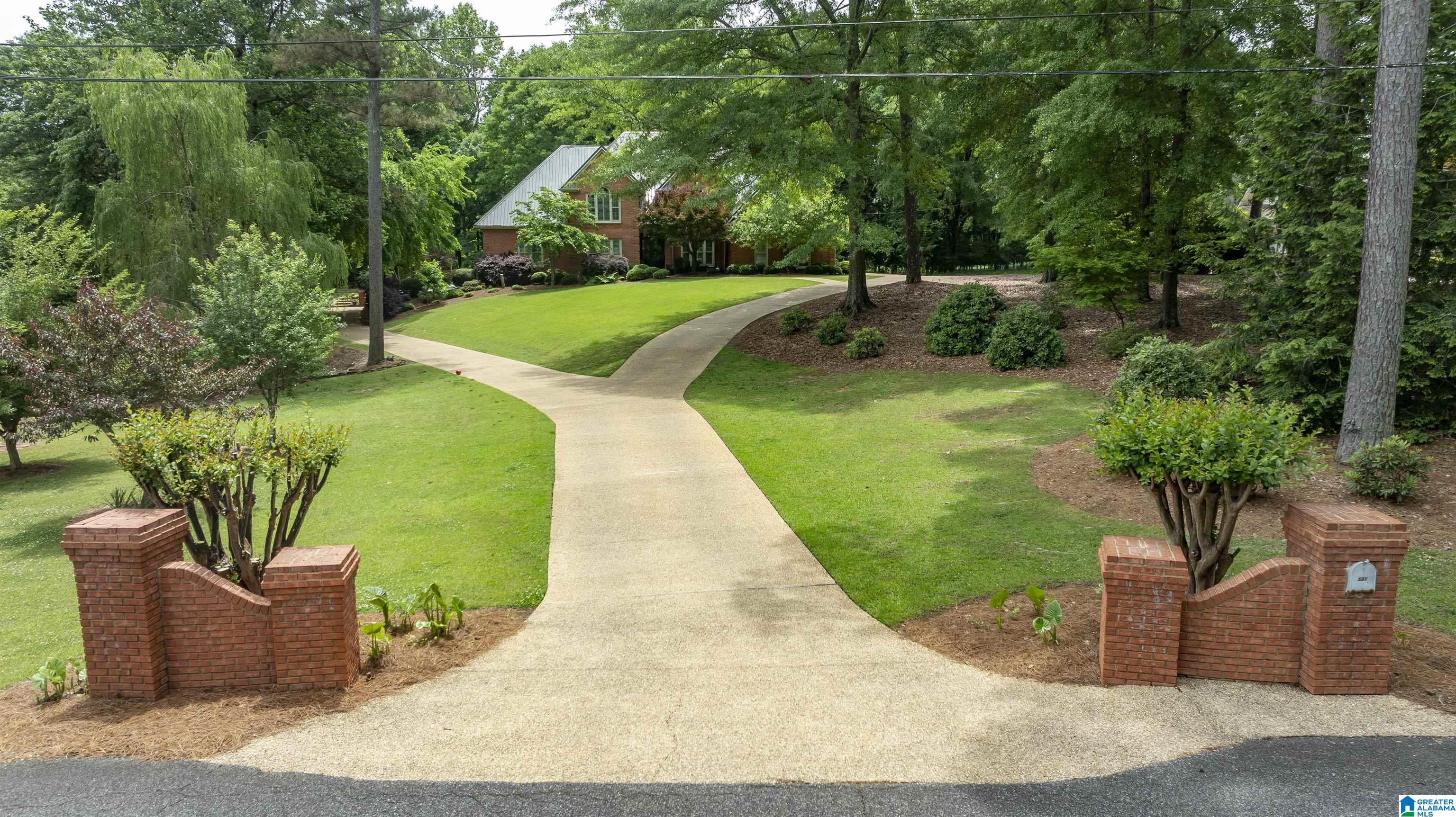 531 Guy Allen Road Gardendale, AL 35071 - Photo 5 of 90