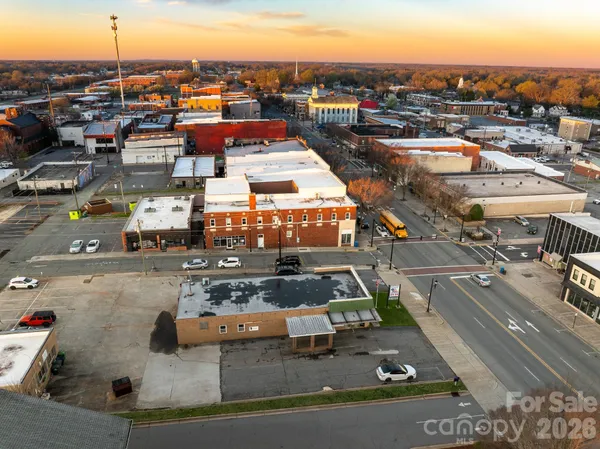 $525,000 | 121 North Main Street, Lexington, NC 27292