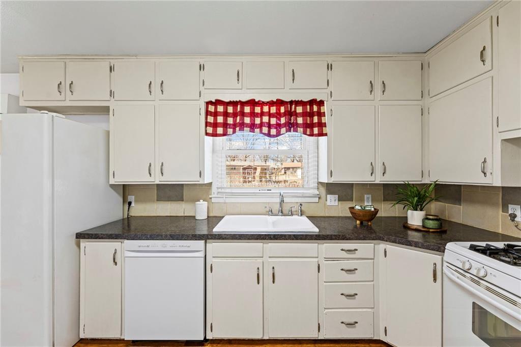 1310 South Poplar Street Ottawa, KS 66067 - Photo 16 of 39