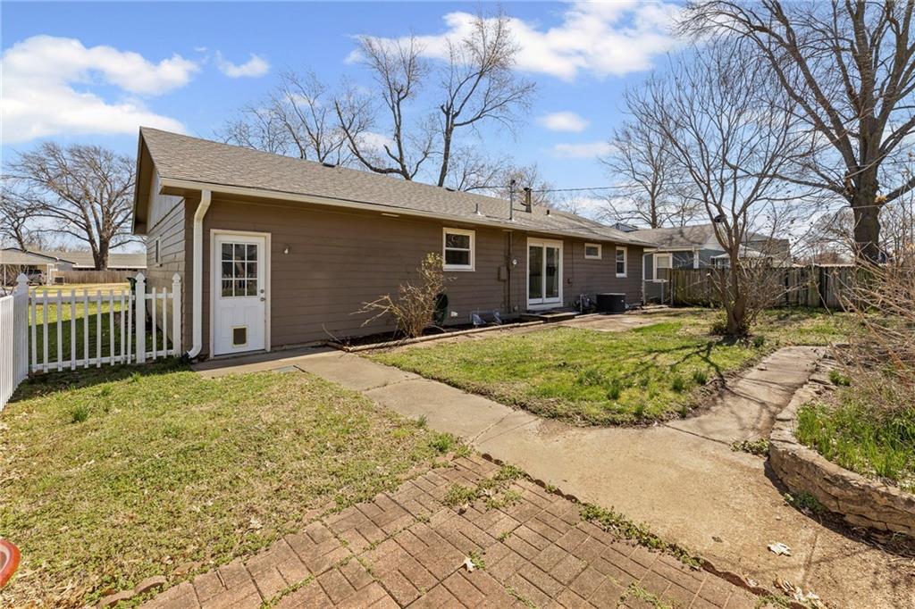 1310 South Poplar Street Ottawa, KS 66067 - Photo 38 of 39