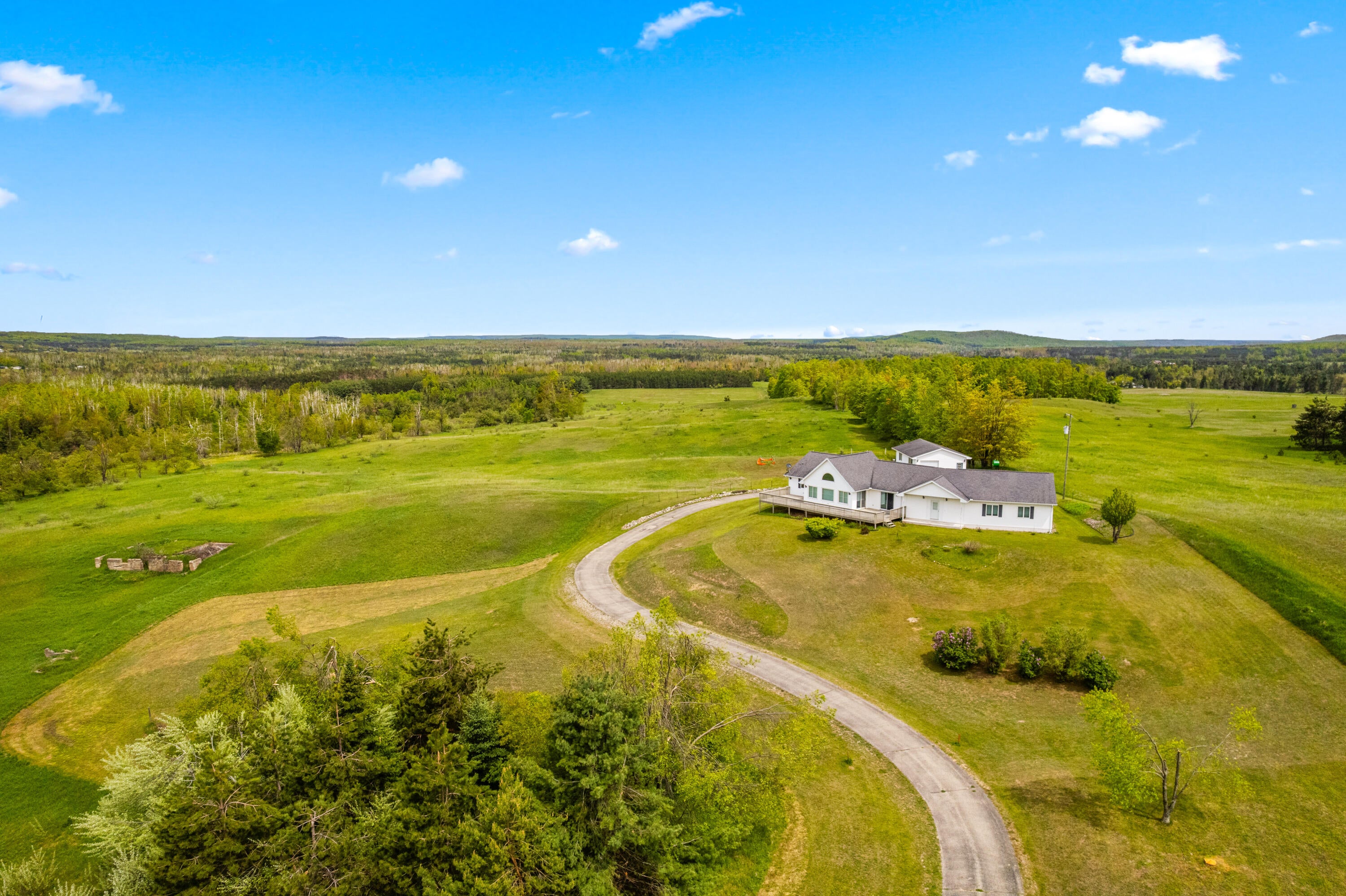 2180 Poquette Road Gaylord, MI 49735 - Photo 1 of 46 Gallery Image 1