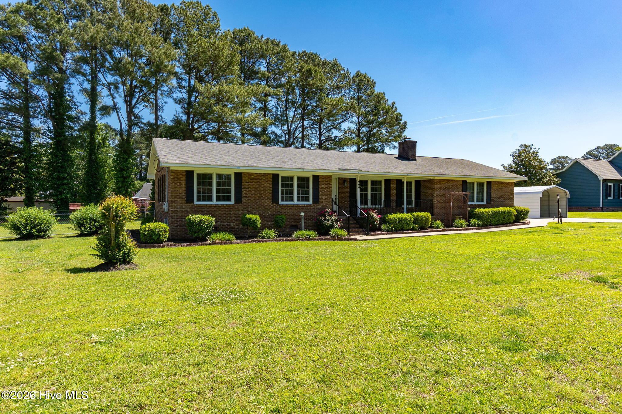 406 Richlands Loop Road Richlands, NC 28574 - Photo 3 of 34 3