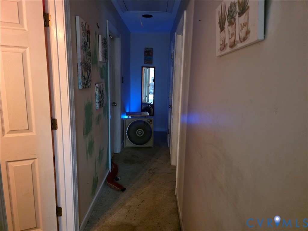 3161 Dorrell Road Aylett, VA 23009 - Photo 13 of 41 a view of a hallway with closet