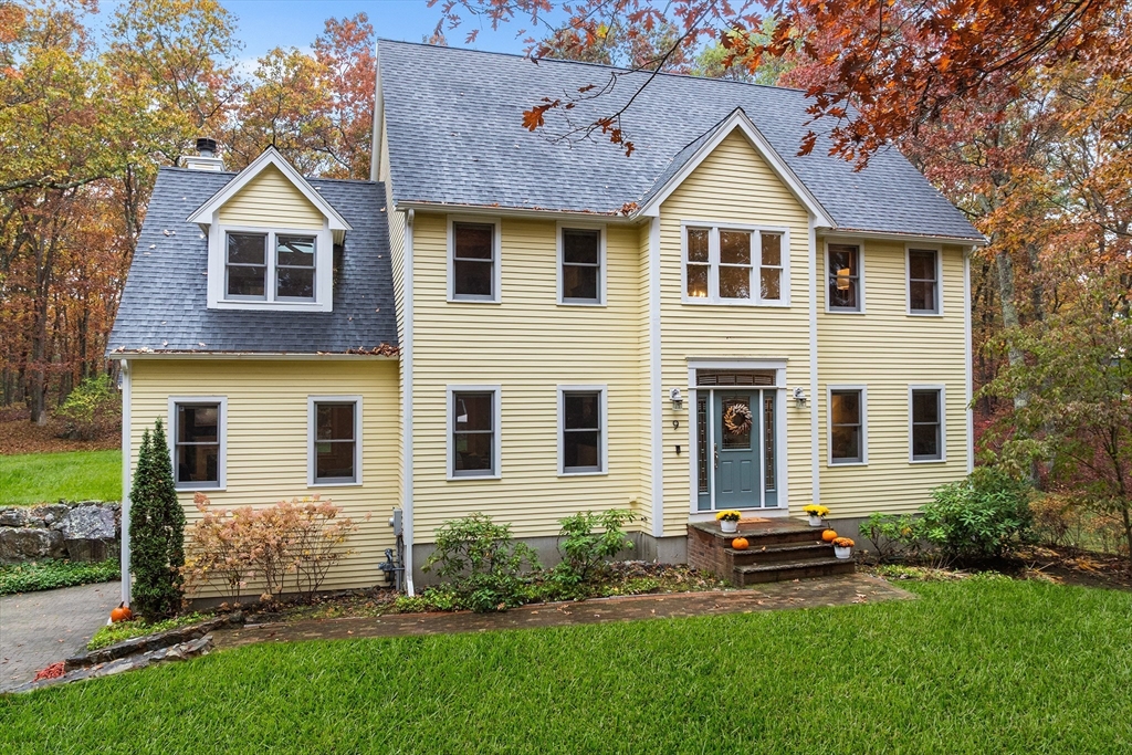 9 Hawk Way Georgetown, MA 01833 - Photo 1 of 1 Gallery Image 1
