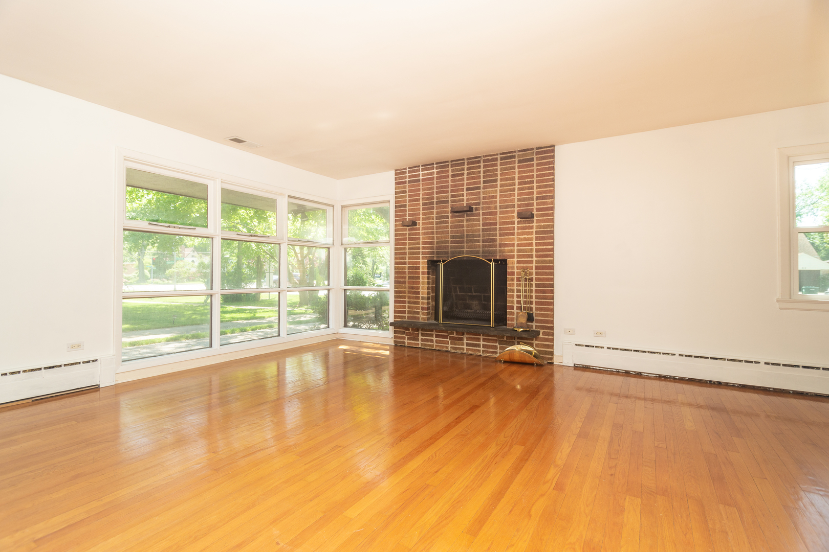 310 Hibbard Road Wilmette, IL 60091 - Photo 5 of 15