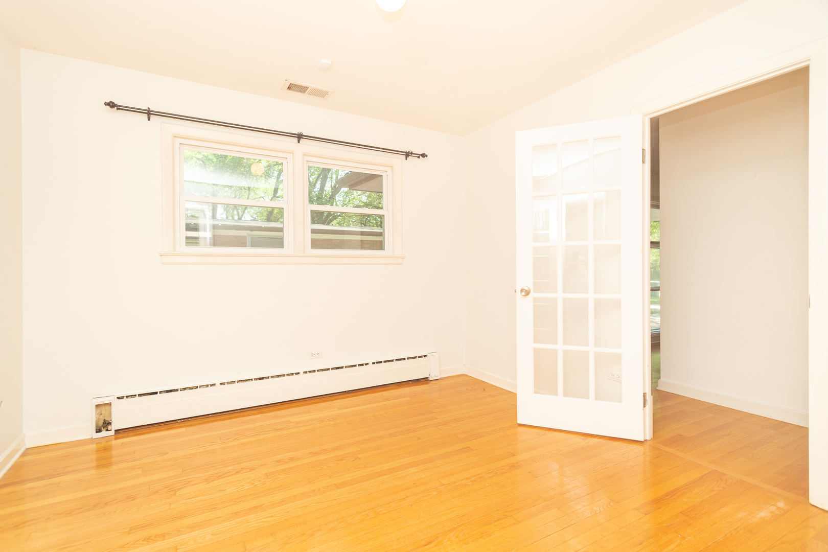 310 Hibbard Road Wilmette, IL 60091 - Photo 7 of 15