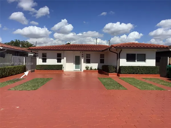 $3,300 | 7437 Southwest 23rd Street, Unit 7437, Miami, FL 33155