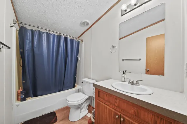 $74,900 | 243 Kirk, Adrian, MI 49221