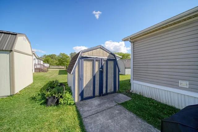 $74,900 | 243 Kirk, Adrian, MI 49221