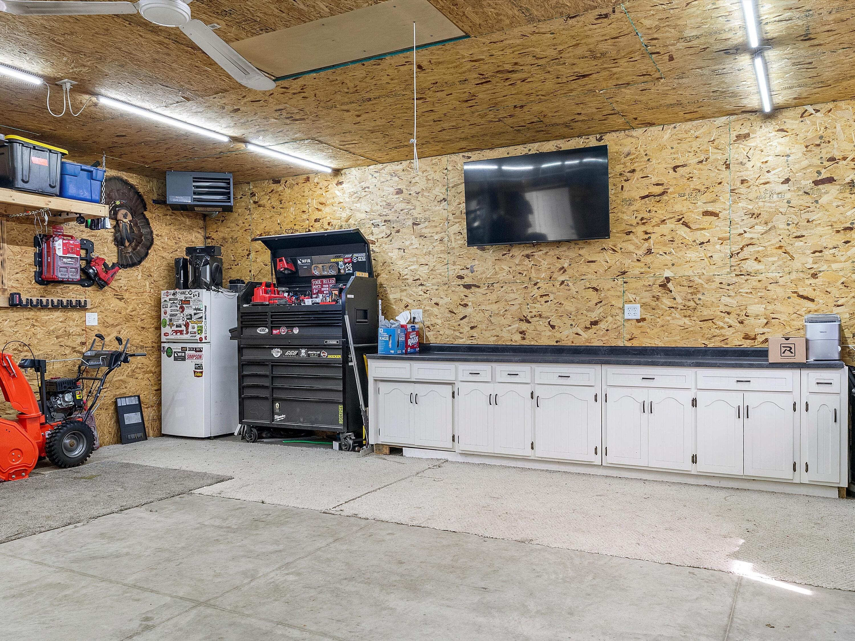 3917 Tannery Road Two Rivers, WI 54241 - Photo 6 of 21 Heated