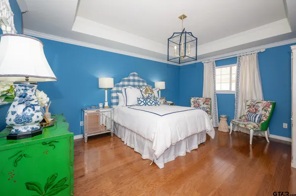 $281,999 | 5401 Hollytree Drive, Unit 1301, Tyler, TX 75703