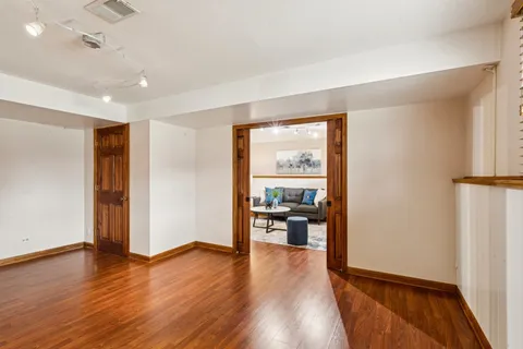 $589,000 | 10 Deerpath Drive, Vernon Hills, IL 60061