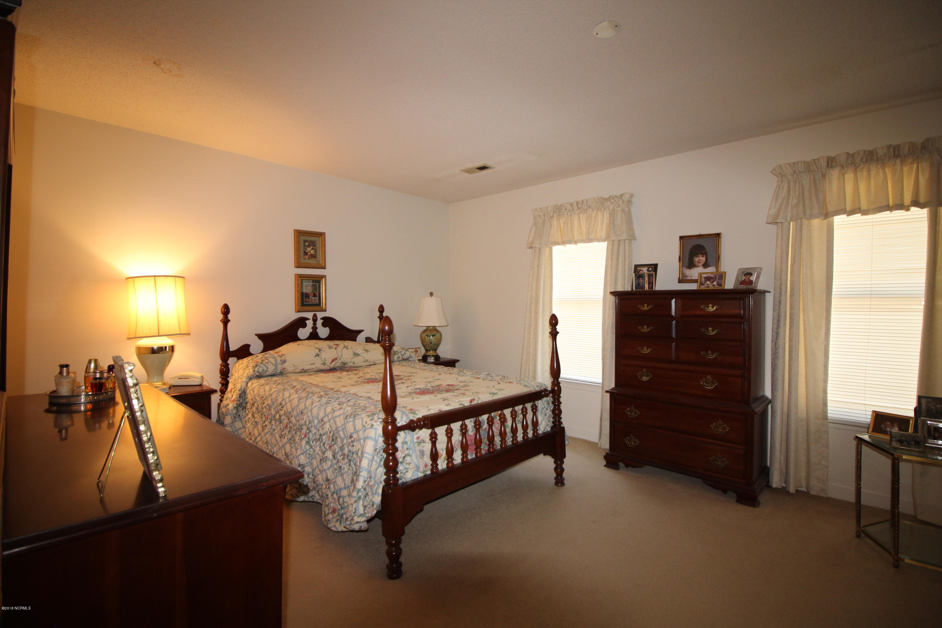 1866 Quail Ridge Road, Unit M Greenville, NC 27858 - Photo 21 of 31 When Furnished