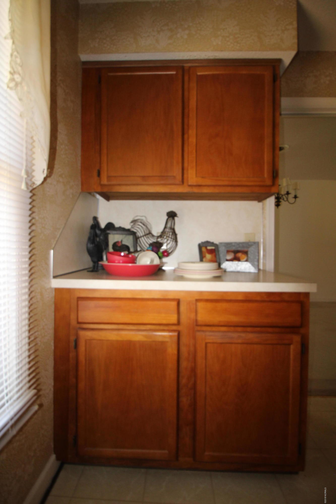 1866 Quail Ridge Road, Unit M Greenville, NC 27858 - Photo 8 of 31 Buffet - Plan Your Party!